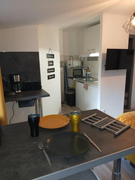 Mega Jeanne D'Arc Billard Baby Foot Logements Insolites Nancy Exterior foto