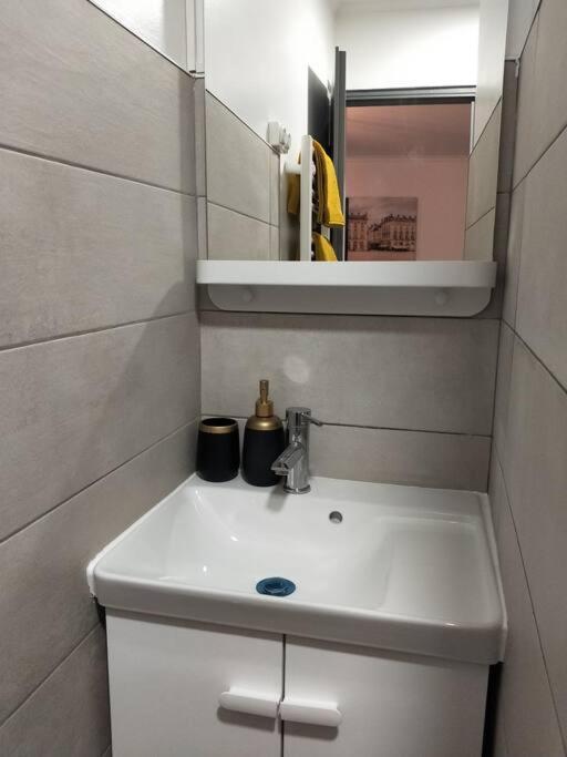 Mega Jeanne D'Arc Billard Baby Foot Logements Insolites Nancy Exterior foto